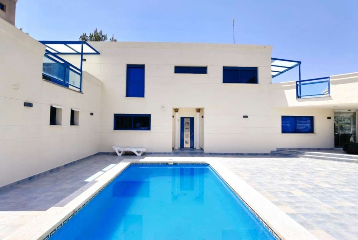 For Sale in Altea Hills