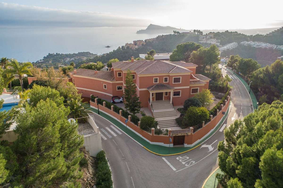 For Sale in Altea Hills