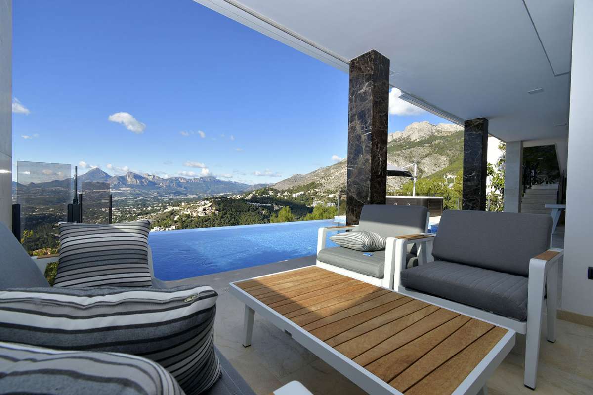 For Sale in Altea Hills