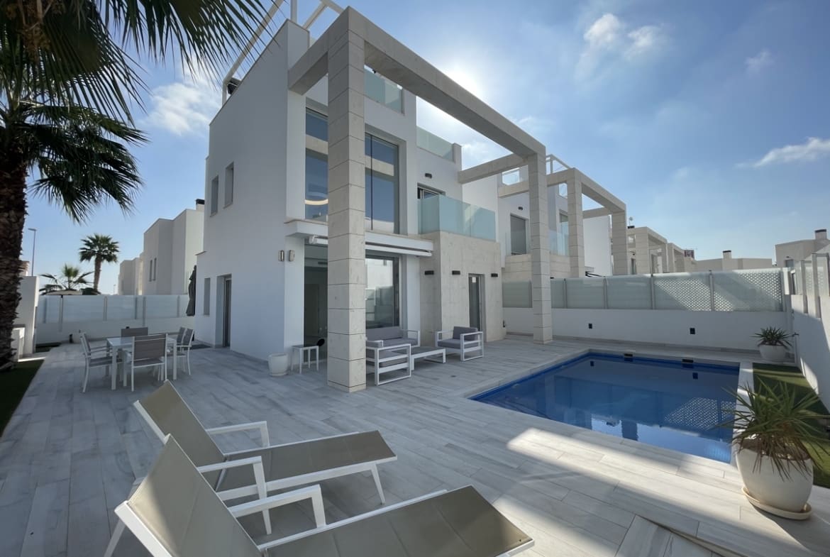 For Sale in Cabo Roig