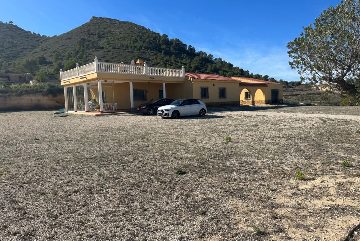 For Sale in Hondon De Los Frailes