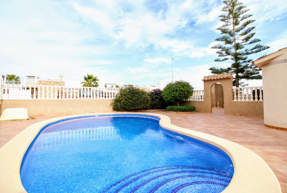 For Sale in Cabo Roig