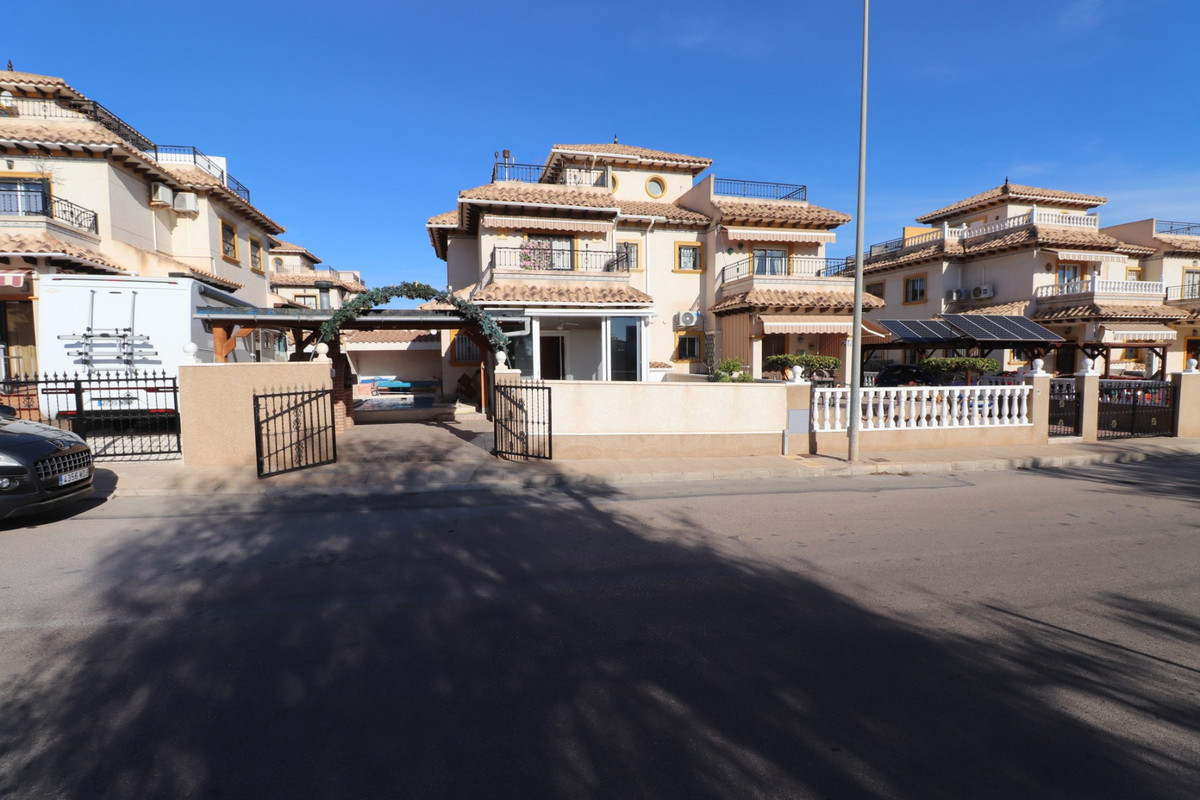 For Sale in Villamartin