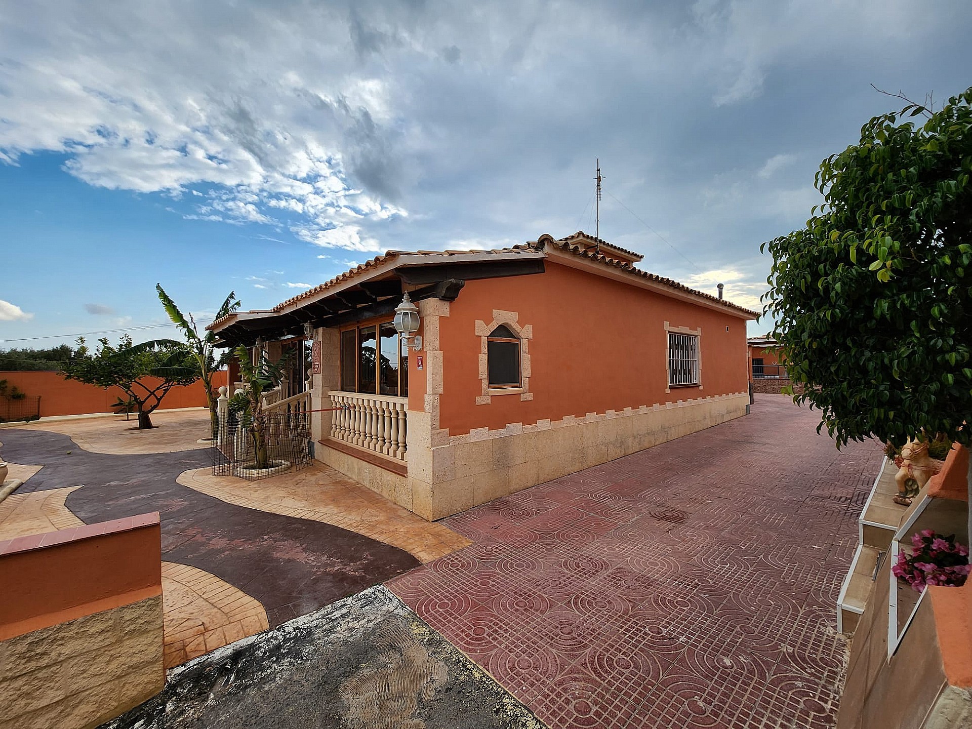 For Sale in San Vicente del Raspeig