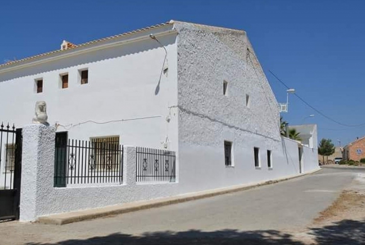 For Sale in Torre Del Rico