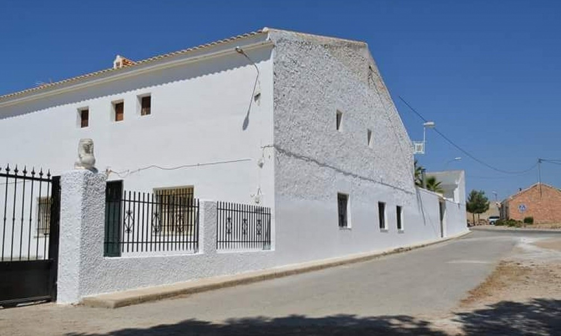 For Sale in Torre Del Rico