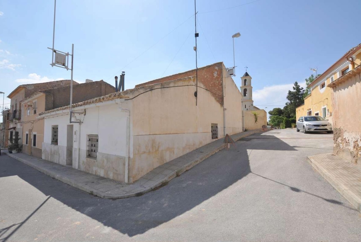 For Sale in Torre Del Rico