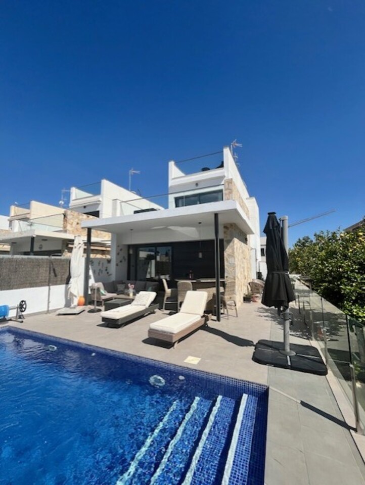 For Sale in Cabo Roig