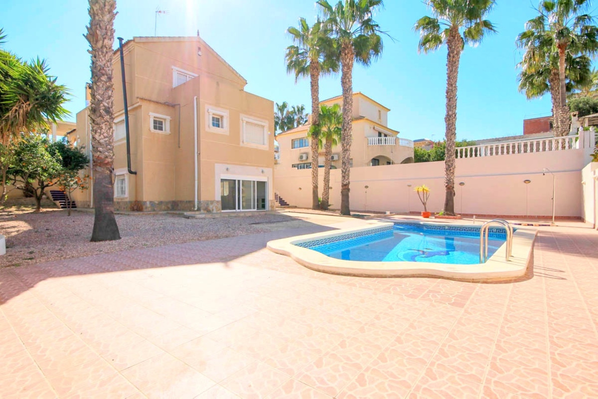 For Sale in La Zenia